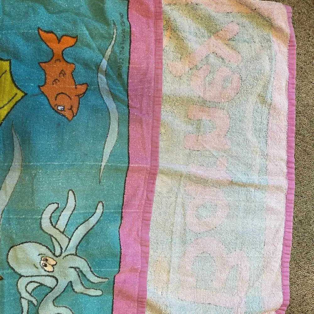 Vintage 1992 Barney Beach Towel 55”x28” Snorkeling Underwater Fishies Colorful